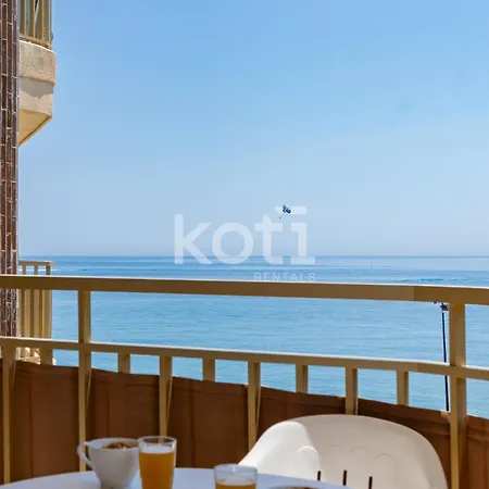 Koti - Dona Sofia 2 Apartment